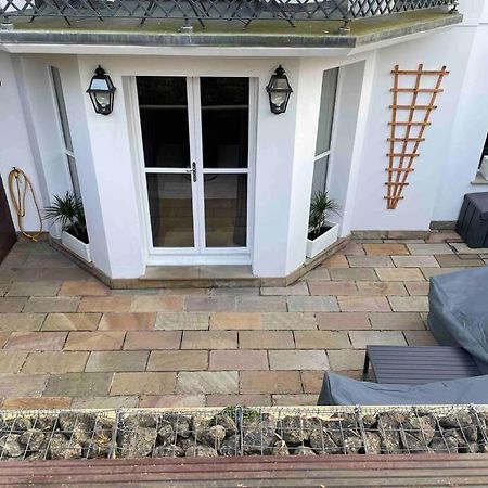 Stunning Apartment By The Leas, West End Folkestone Luaran gambar