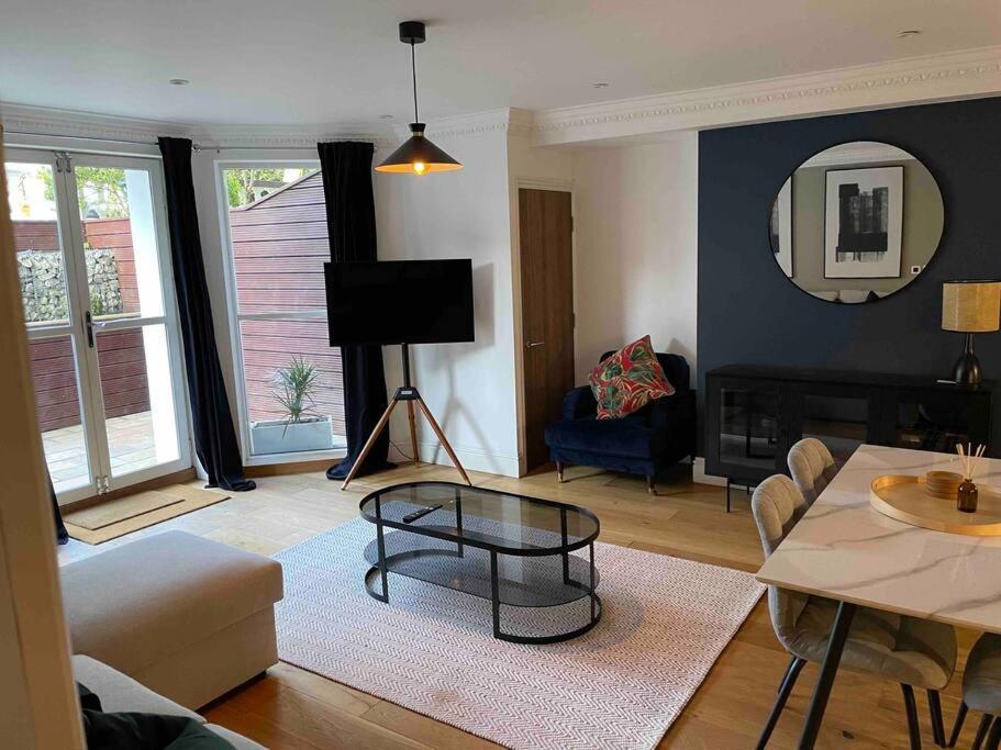 Stunning Apartment By The Leas, West End Folkestone Luaran gambar